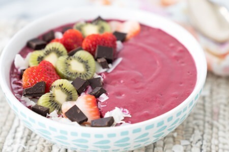 Chocolate Beet Smoothie Bowl 2 253.main 3