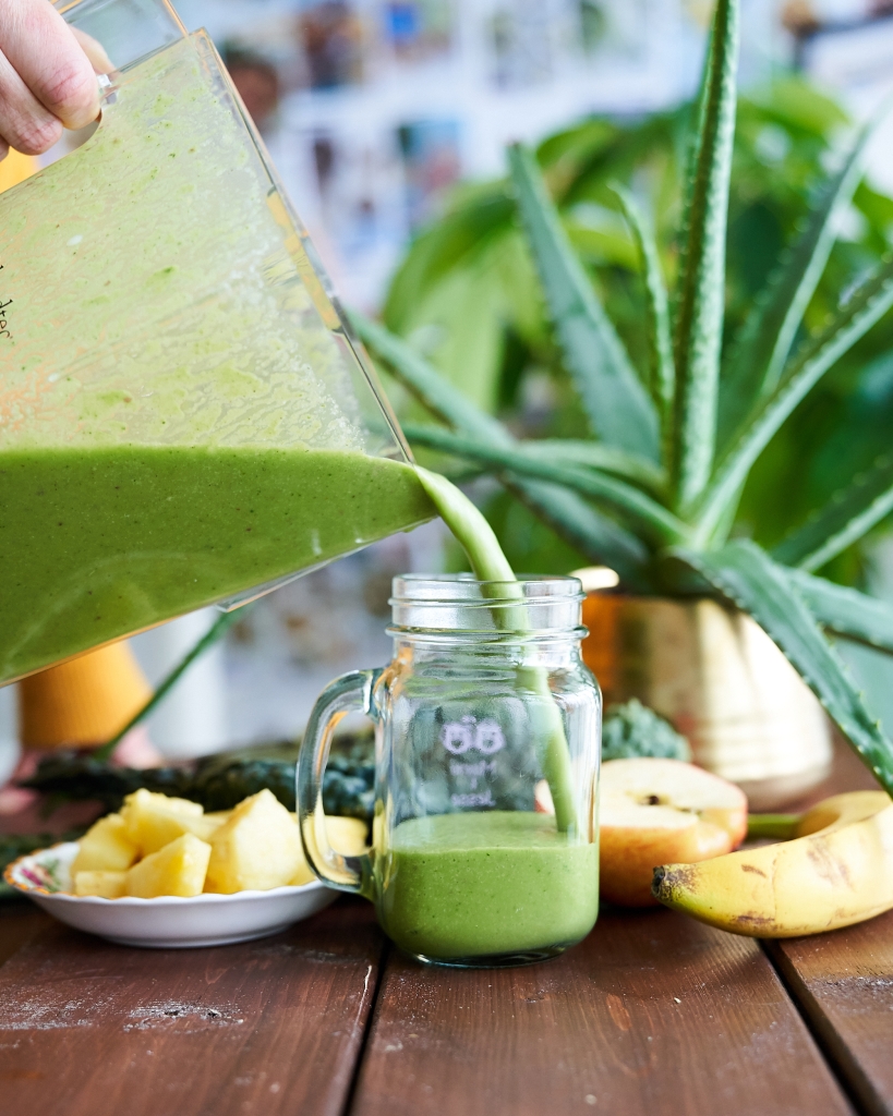 Digestive-Soothing Green Smoothie 2 DSC01865 Aloe Smoothie 2500px Web