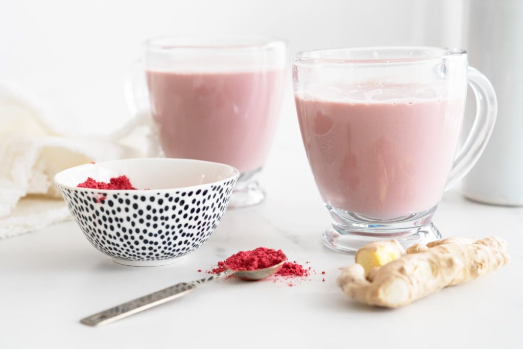 Superfood Pink Latte 3 386.main 3