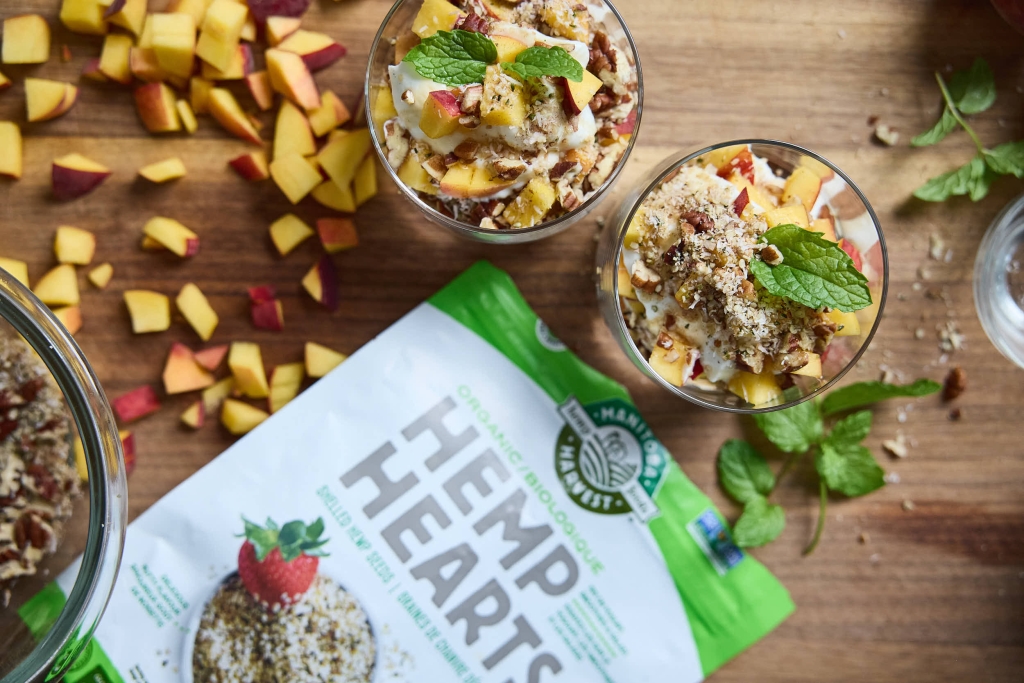 Healthy Peach Parfait with Crunchy Topping 3 Hemp hearts, peach parfait