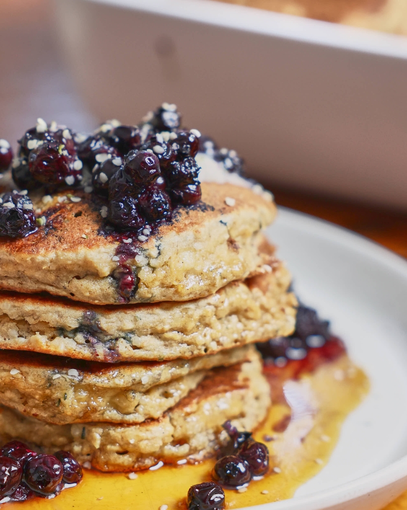 Feel-Good Oat Pancakes 5 R5C 2237 Web